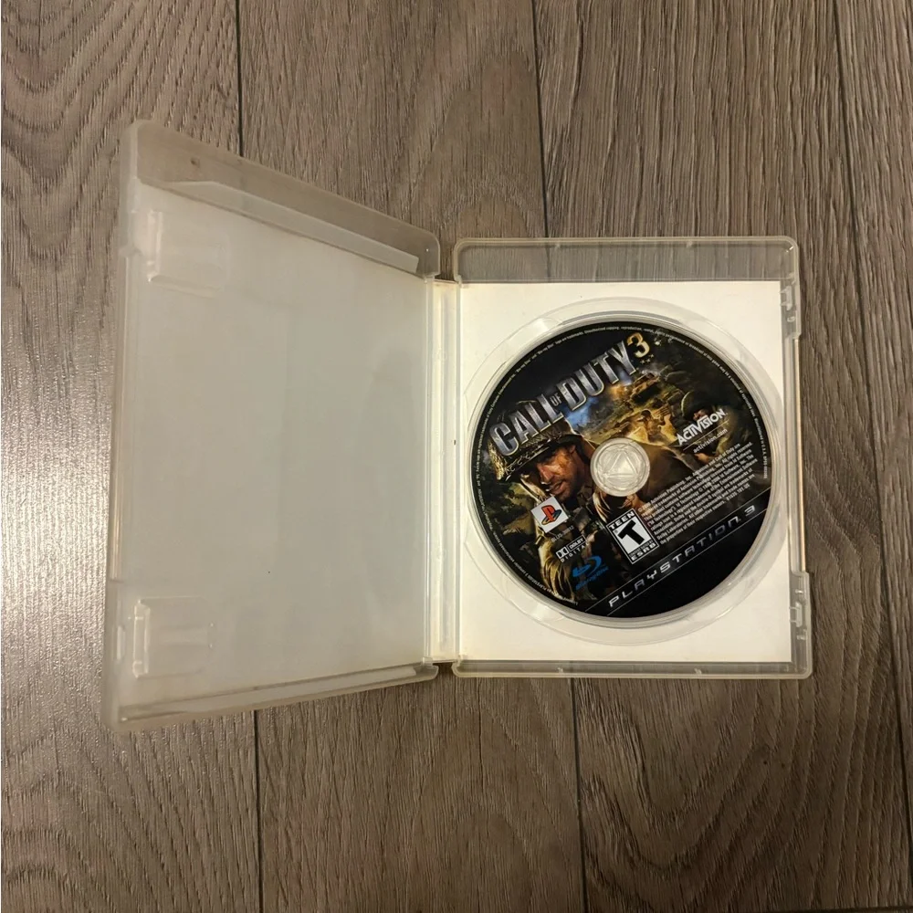 3 for 15$ - PS3 Call of Duty 3 PS3 Game - Brown/Olive Cover - Picture 2 of 3